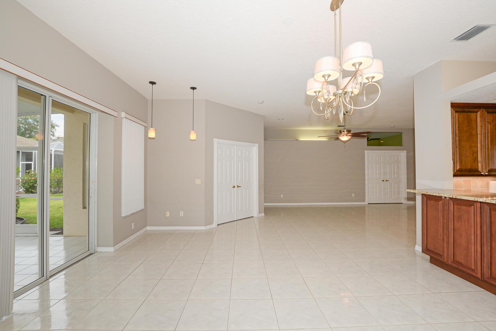 KINGS ISLE - Residential