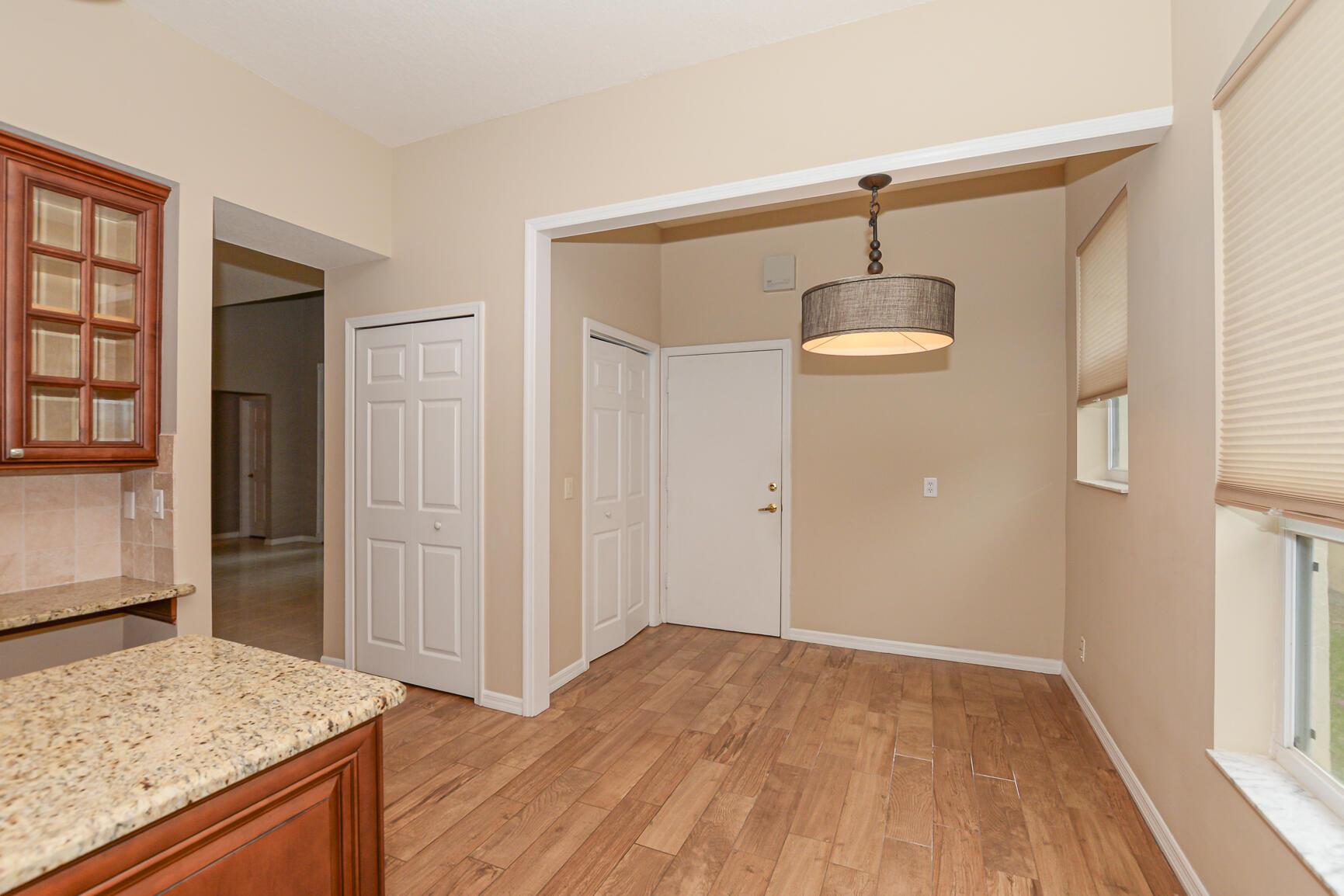 KINGS ISLE - Residential