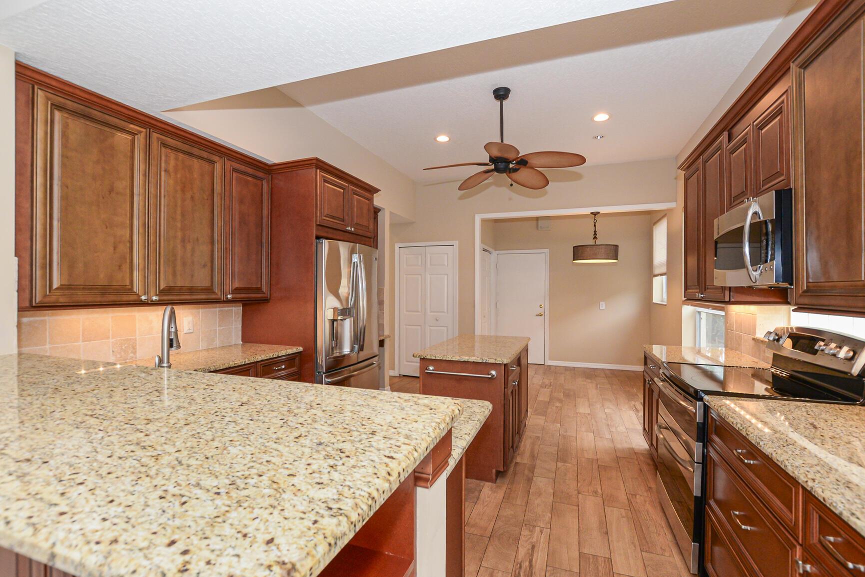 KINGS ISLE - Residential