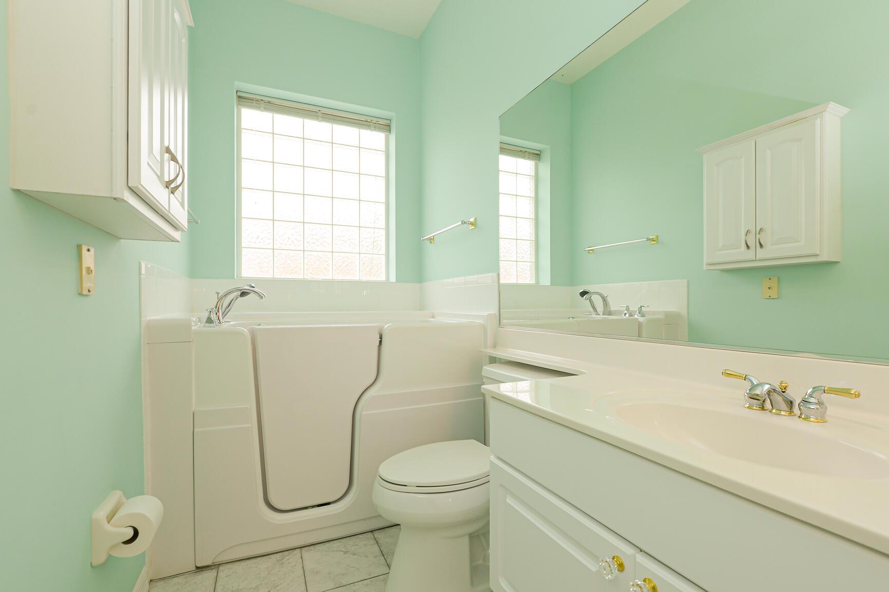 KINGS ISLE - Residential