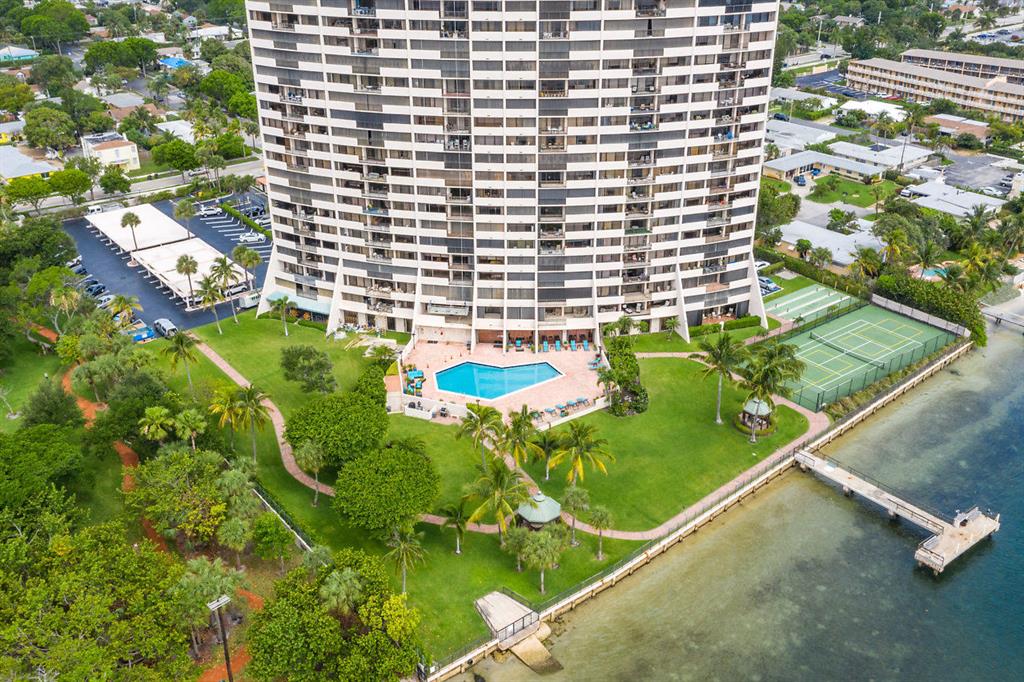 PLACIDO MAR CONDO - Residential Lease