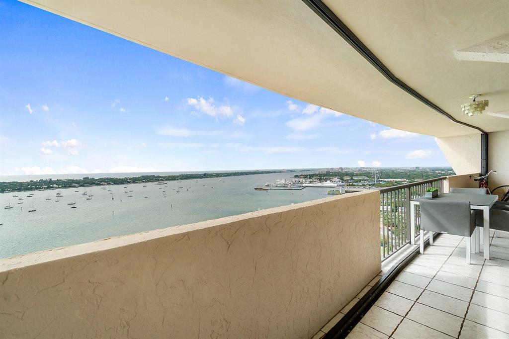 PLACIDO MAR CONDO - Residential Lease