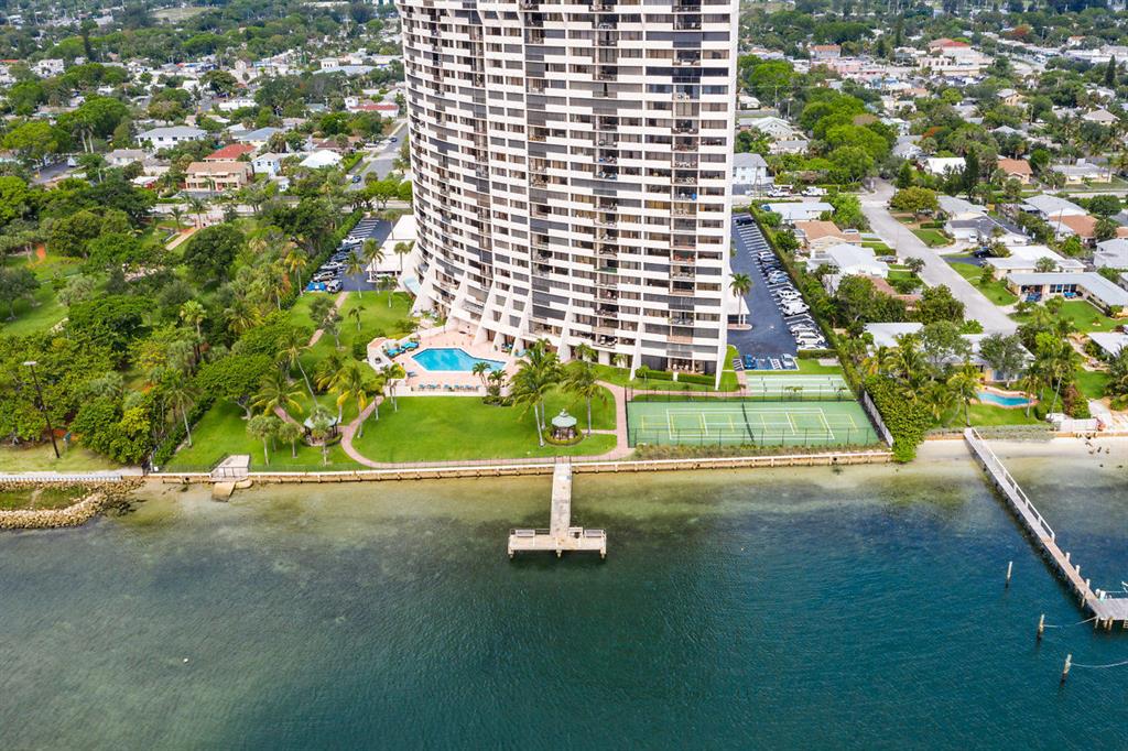 PLACIDO MAR CONDO - Residential Lease