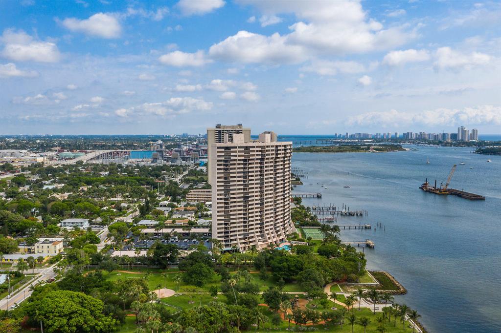 PLACIDO MAR CONDO - Residential Lease