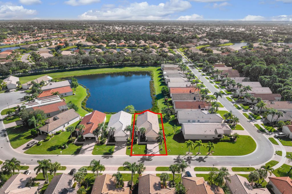 Photo of 324 NW Treeline Trace, Port Saint Lucie, FL 34986 (MLS # R11136661)