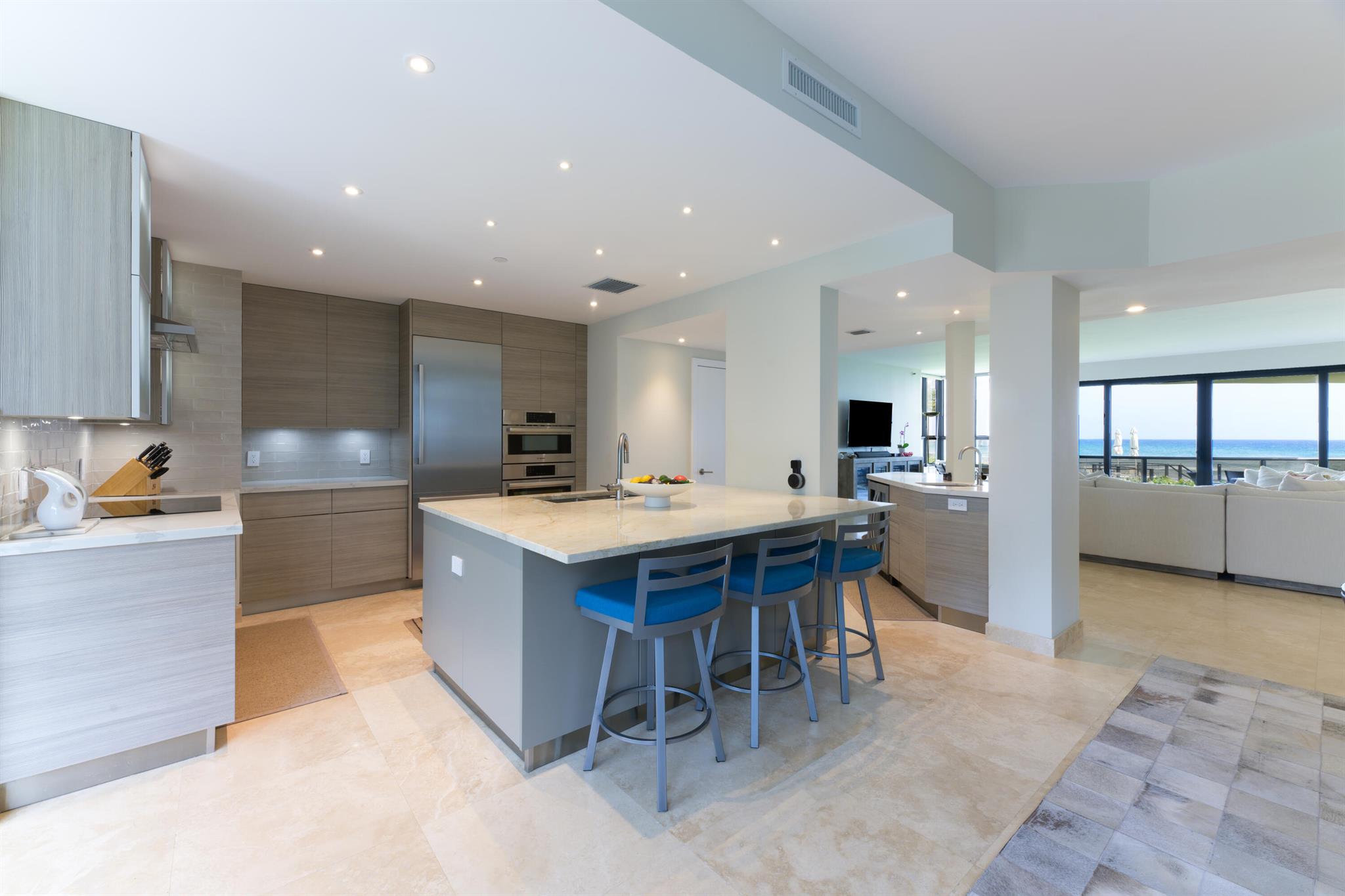 THIRTY ONE TWENTY CONDO - Residential