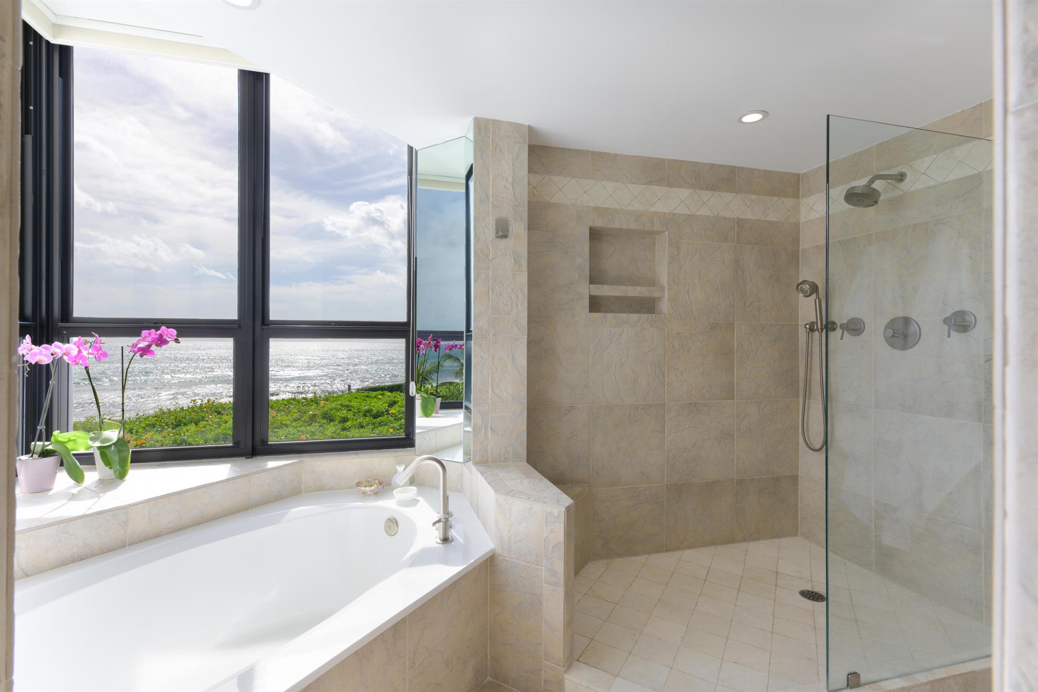 THIRTY ONE TWENTY CONDO - Residential