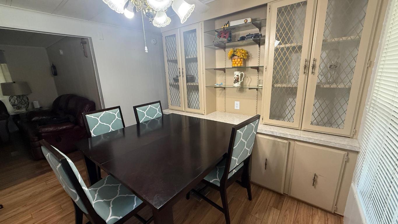 RIDGEWAY - Residential