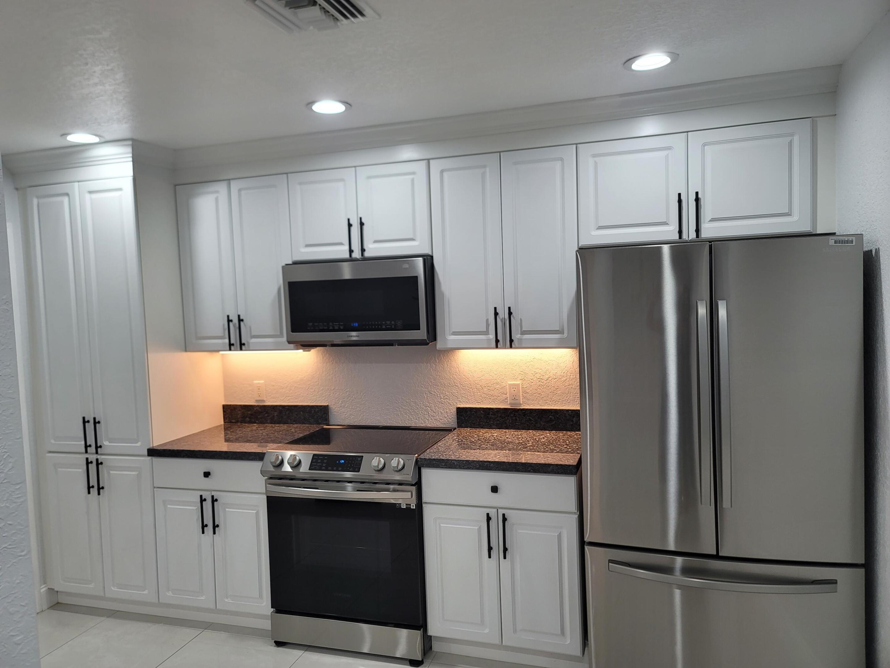 Photo 1 of 10 — 1772 N Dovetail Drive C, Fort Pierce, FL 34982