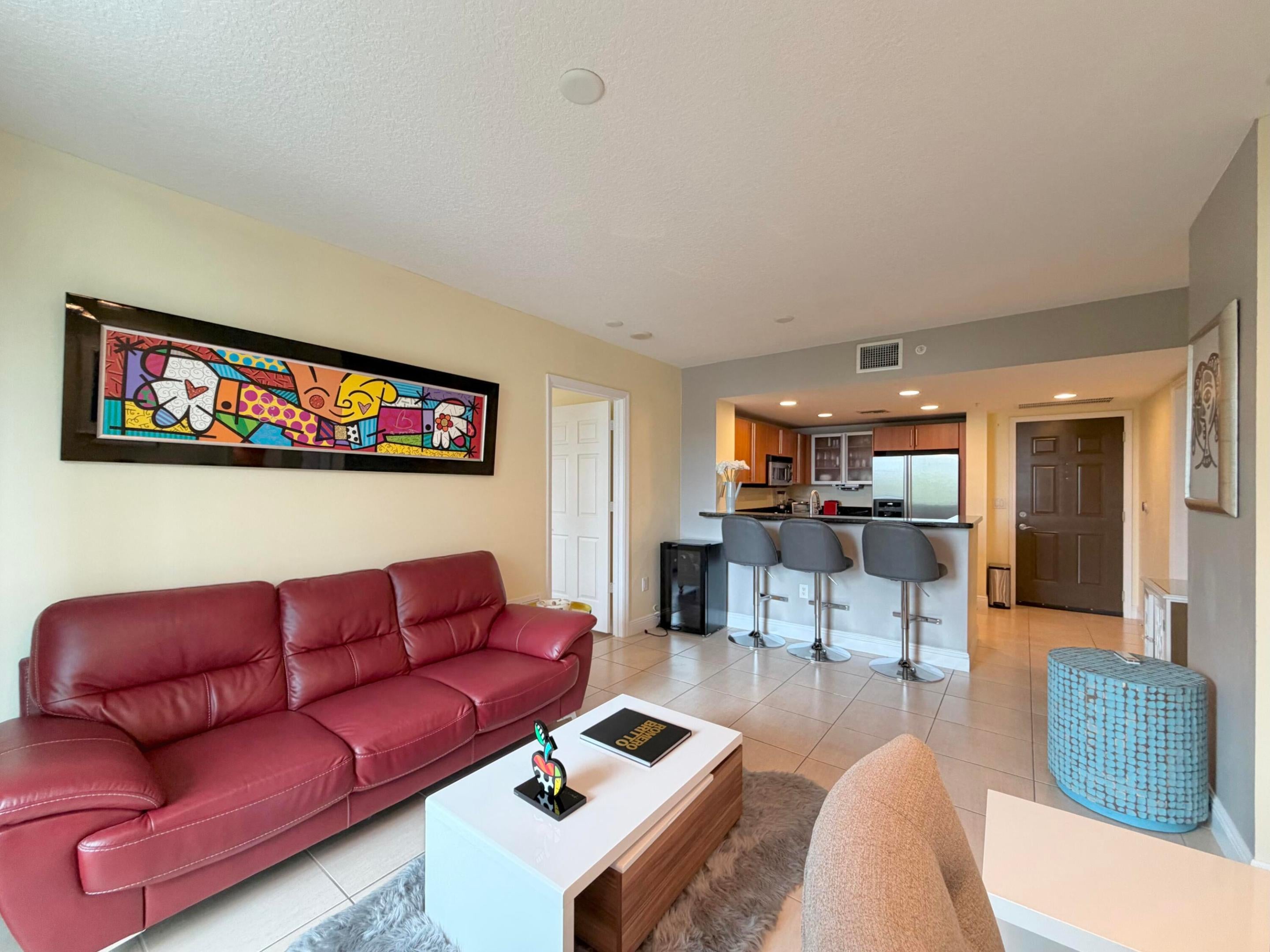 View photos, virtual tours, details... 610 Clematis Street 226