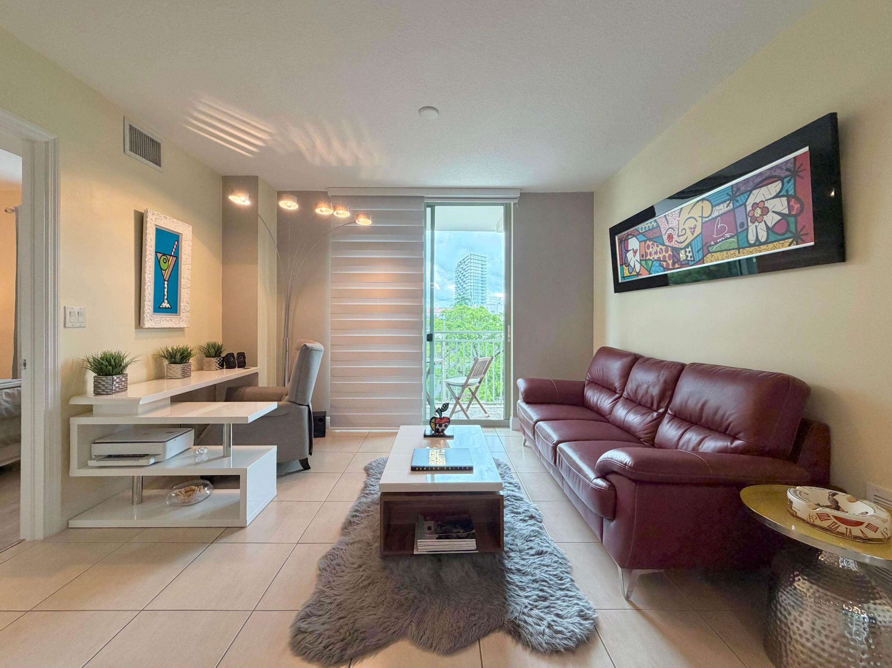 View photos, virtual tours, details... 610 Clematis Street 226