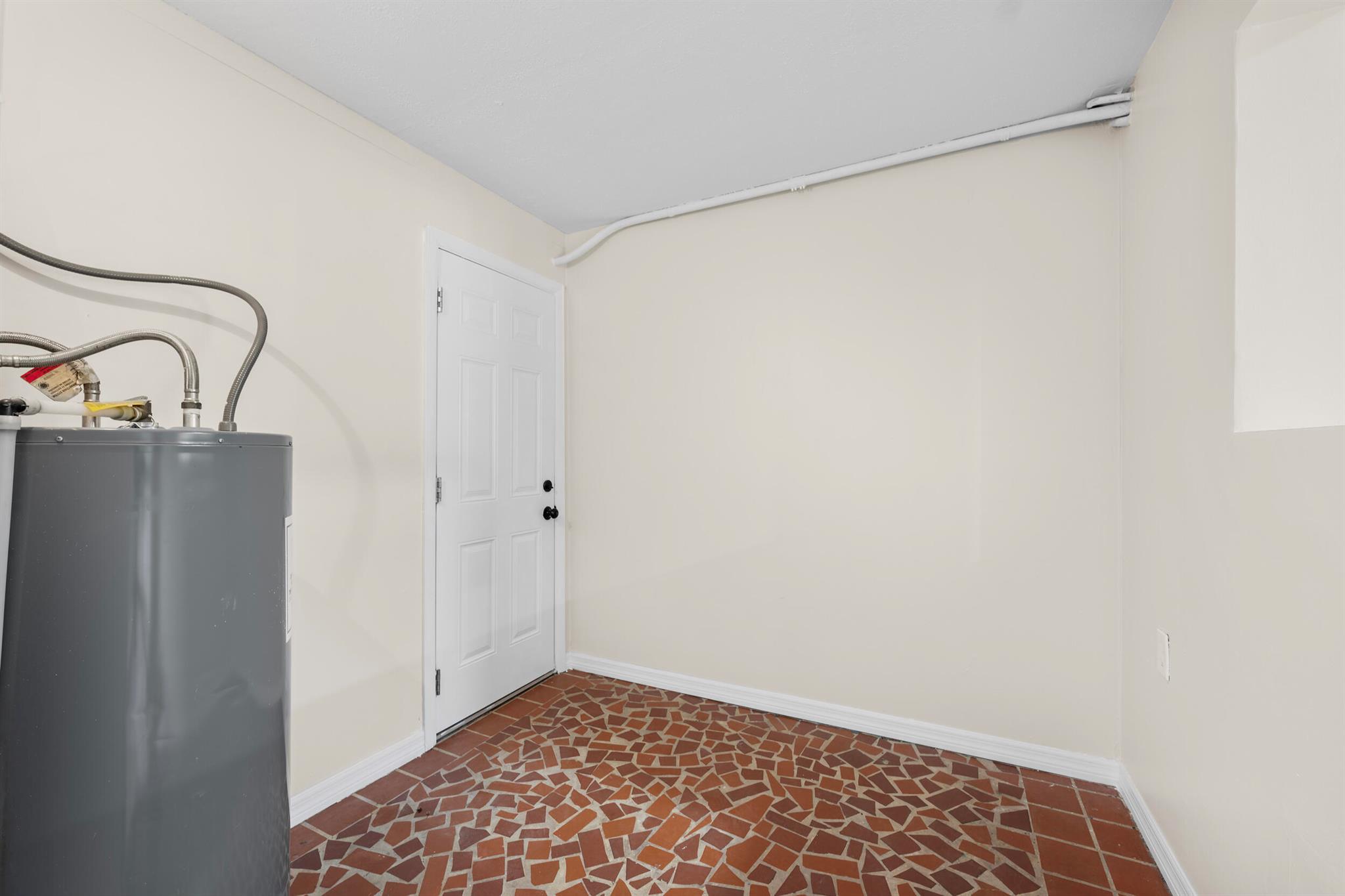 FORT PIERCE SUBDIVISION - Residential Lease