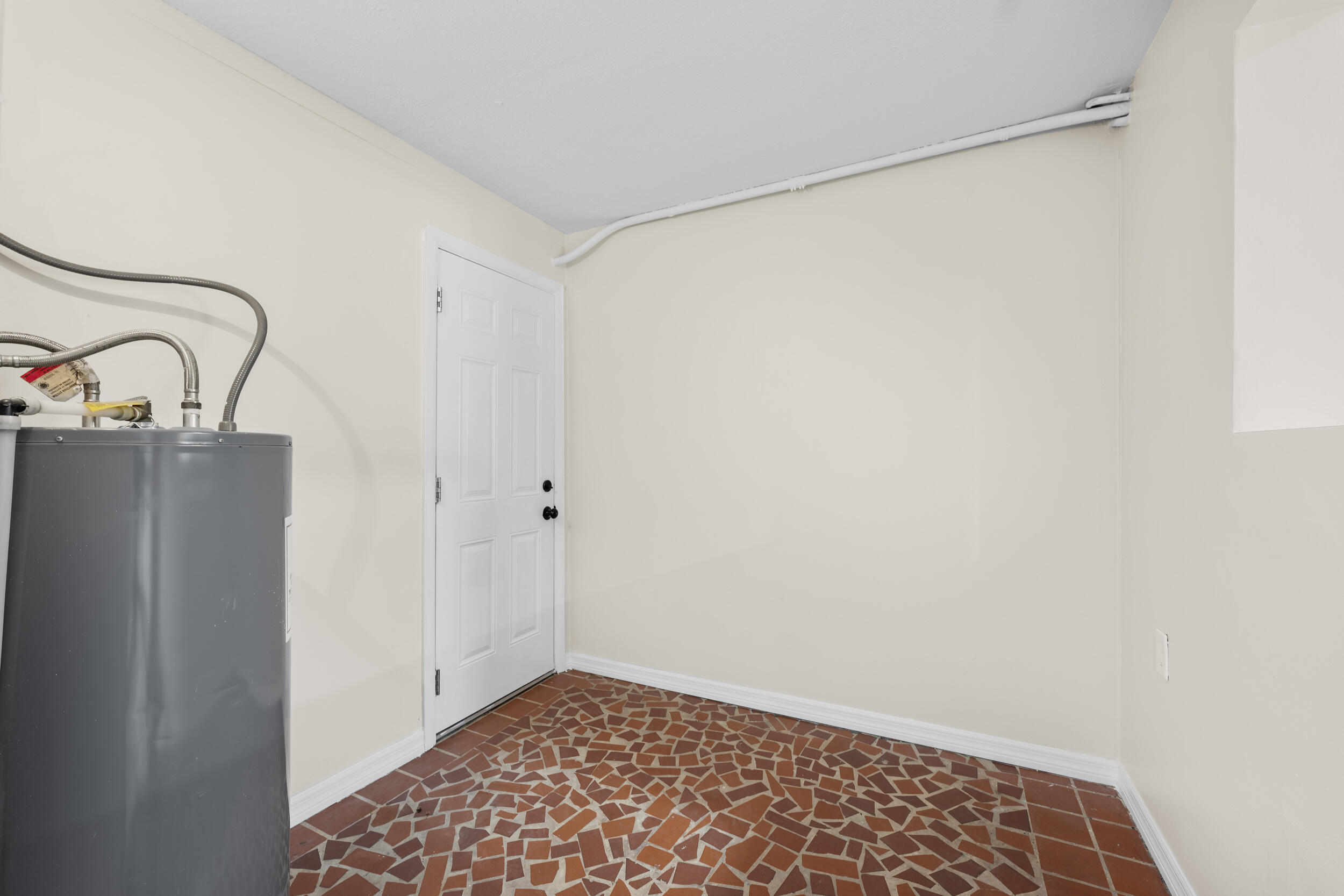 FORT PIERCE SUBDIVISION - Residential Lease