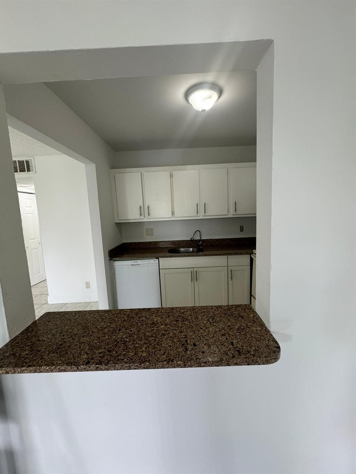 VILLAGE GREEN 4 CONDO - Residential Lease