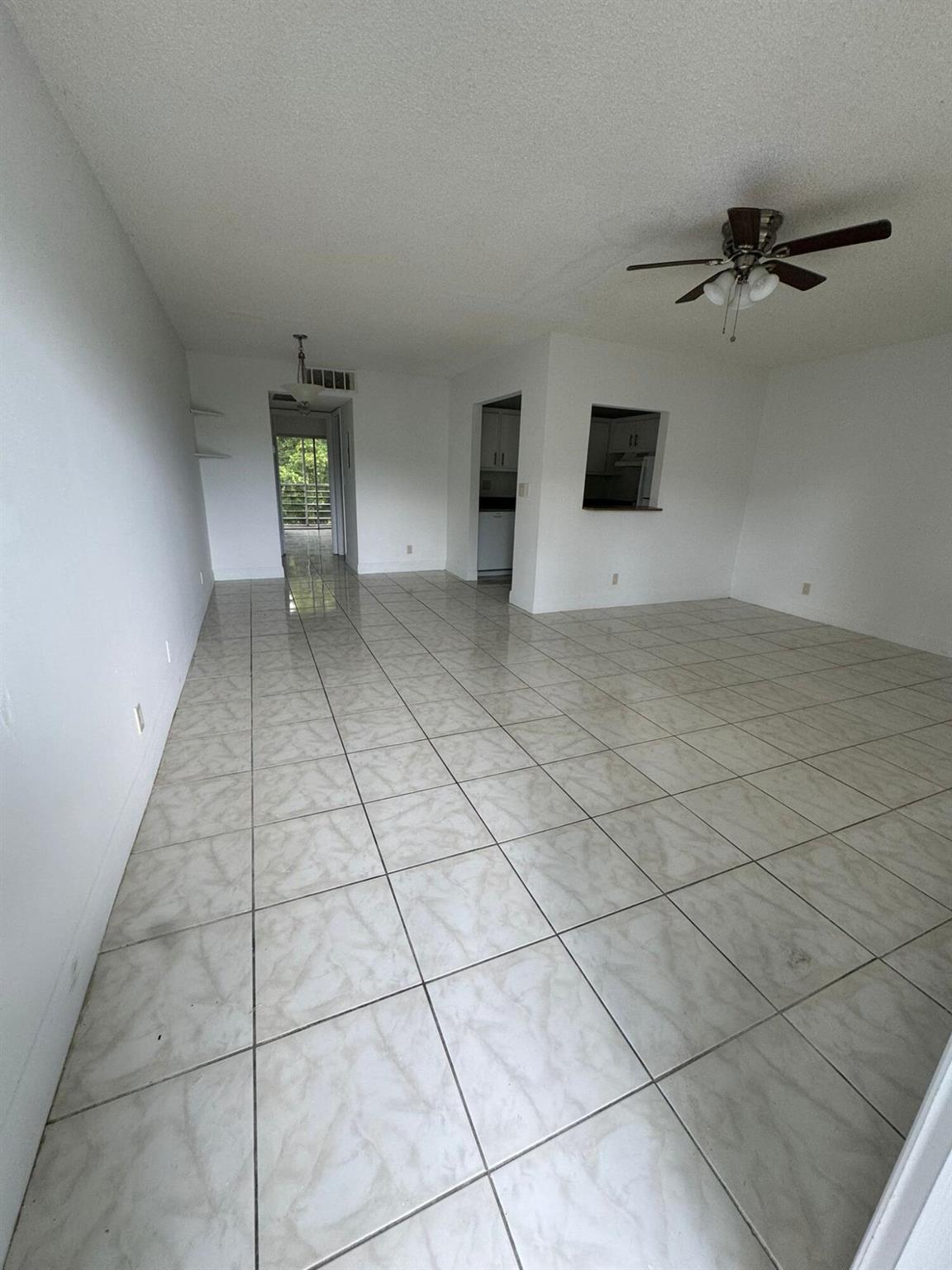 VILLAGE GREEN 4 CONDO - Residential Lease