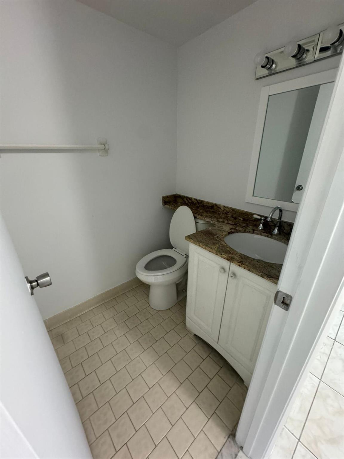VILLAGE GREEN 4 CONDO - Residential Lease
