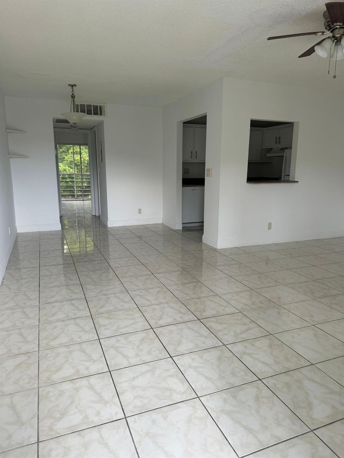 VILLAGE GREEN 4 CONDO - Residential Lease
