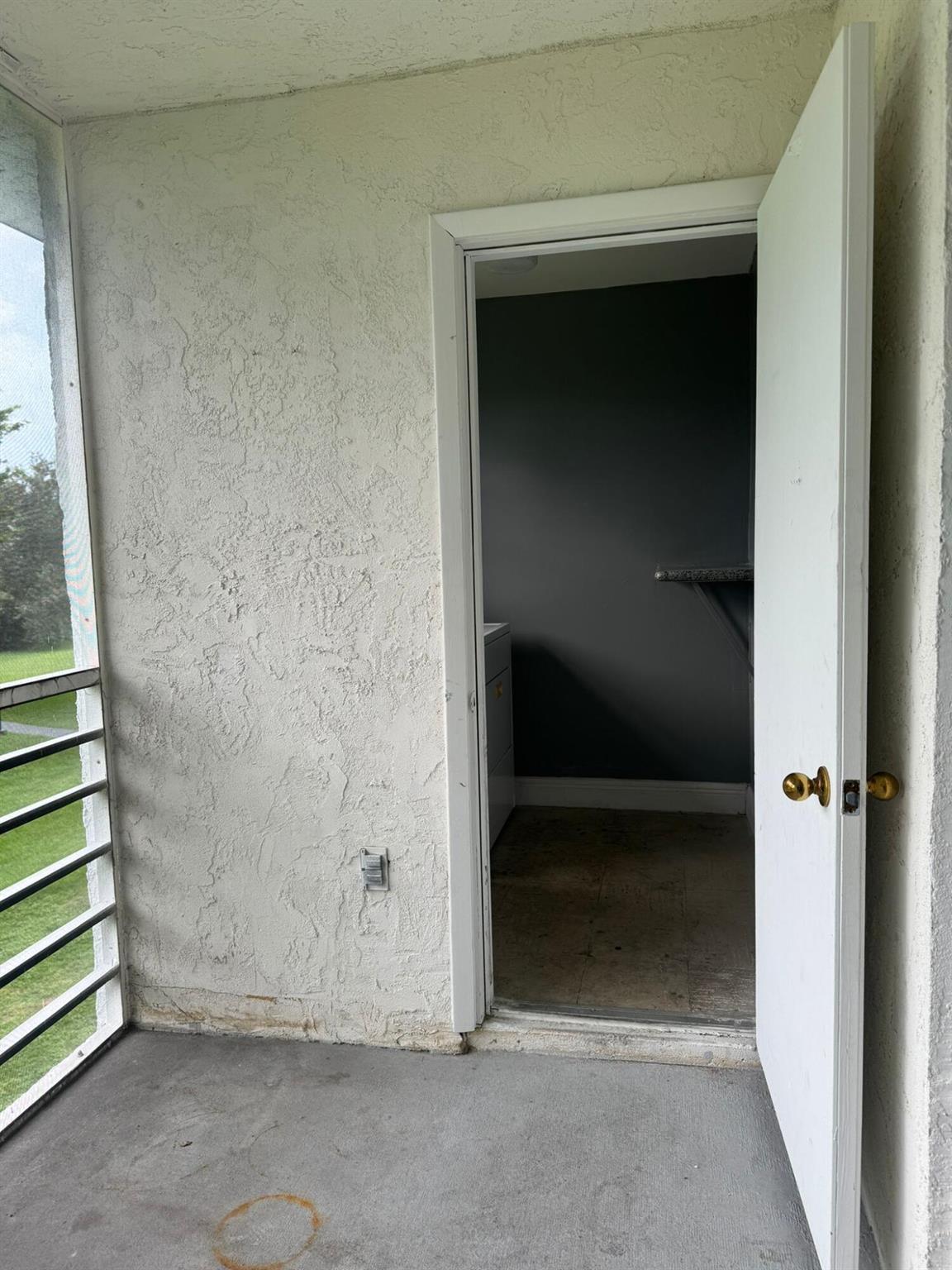 VILLAGE GREEN 4 CONDO - Residential Lease