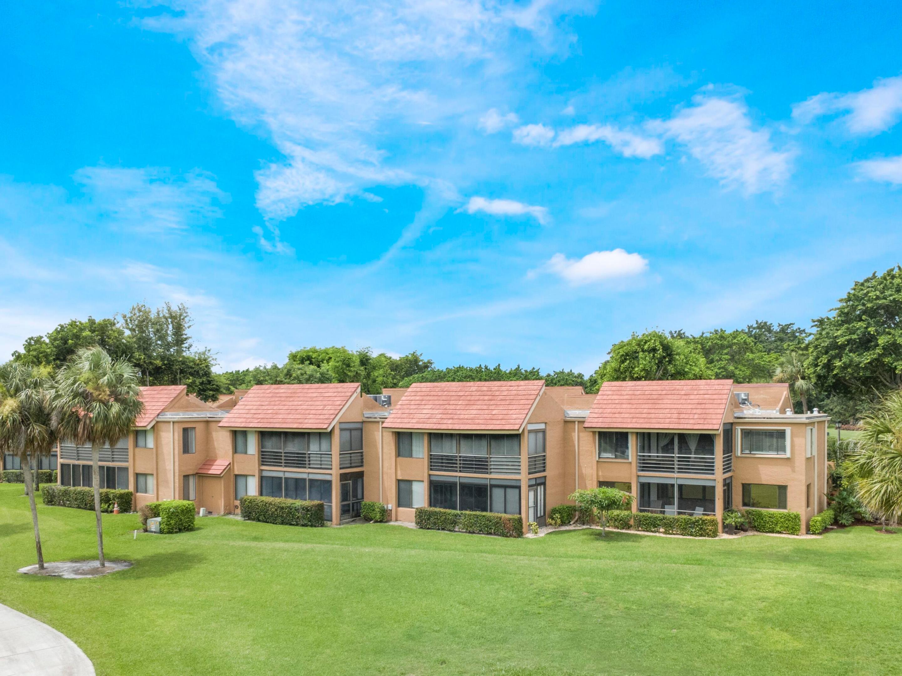 GREEN LAKES CONDO / INDIAN SPRING - Residential