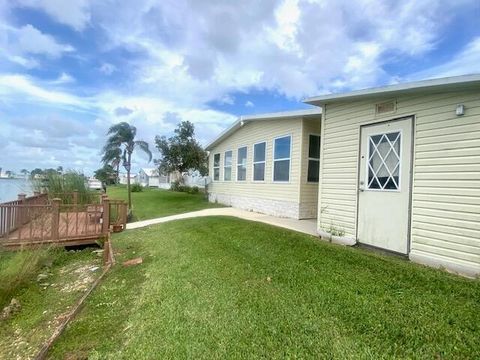 A home in Okeechobee