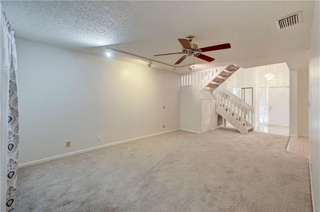 GOLDEN RAINTREE II - Residential