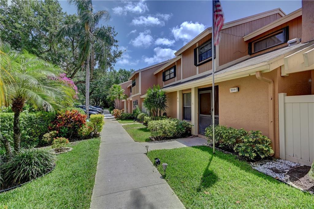 GOLDEN RAINTREE II - Residential