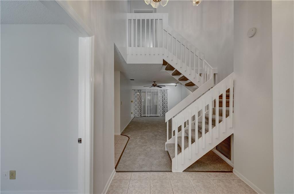 GOLDEN RAINTREE II - Residential