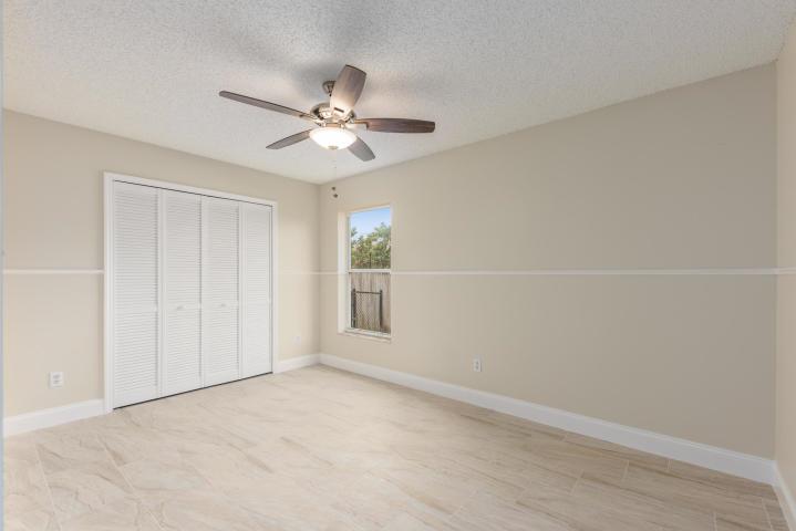 PORT ST LUCIE SECTION 33 - Residential