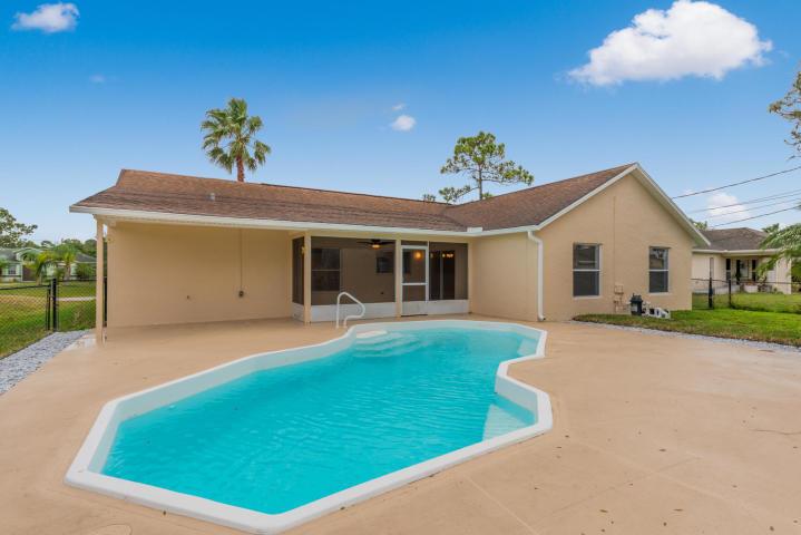 PORT ST LUCIE SECTION 33 - Residential