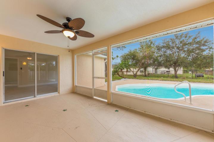 PORT ST LUCIE SECTION 33 - Residential