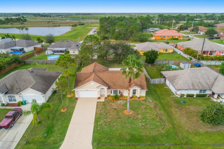 PORT ST LUCIE SECTION 33 - Residential