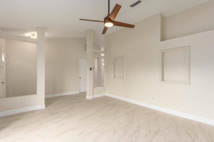 PORT ST LUCIE SECTION 33 - Residential