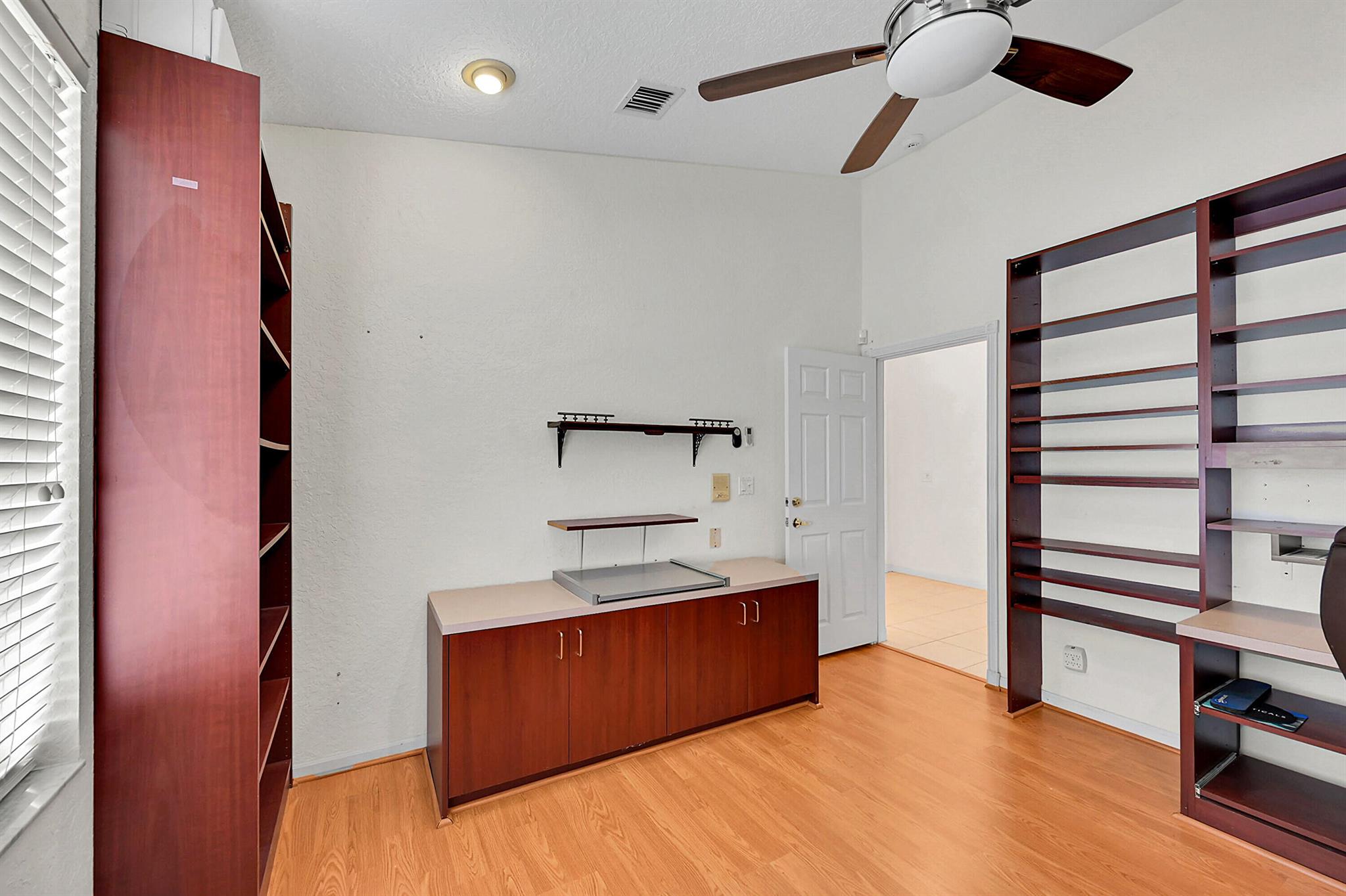 GROVE ISLE - Residential