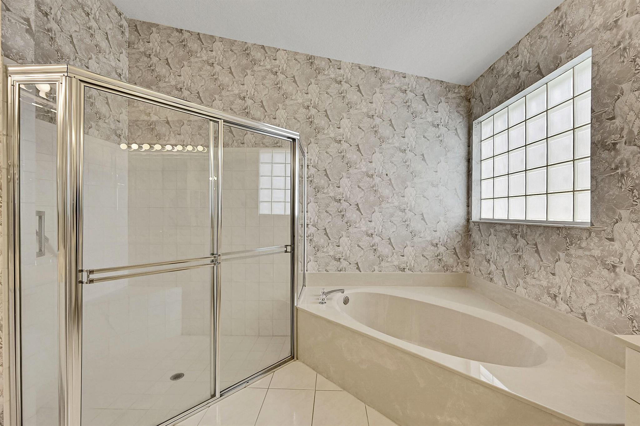 GROVE ISLE - Residential