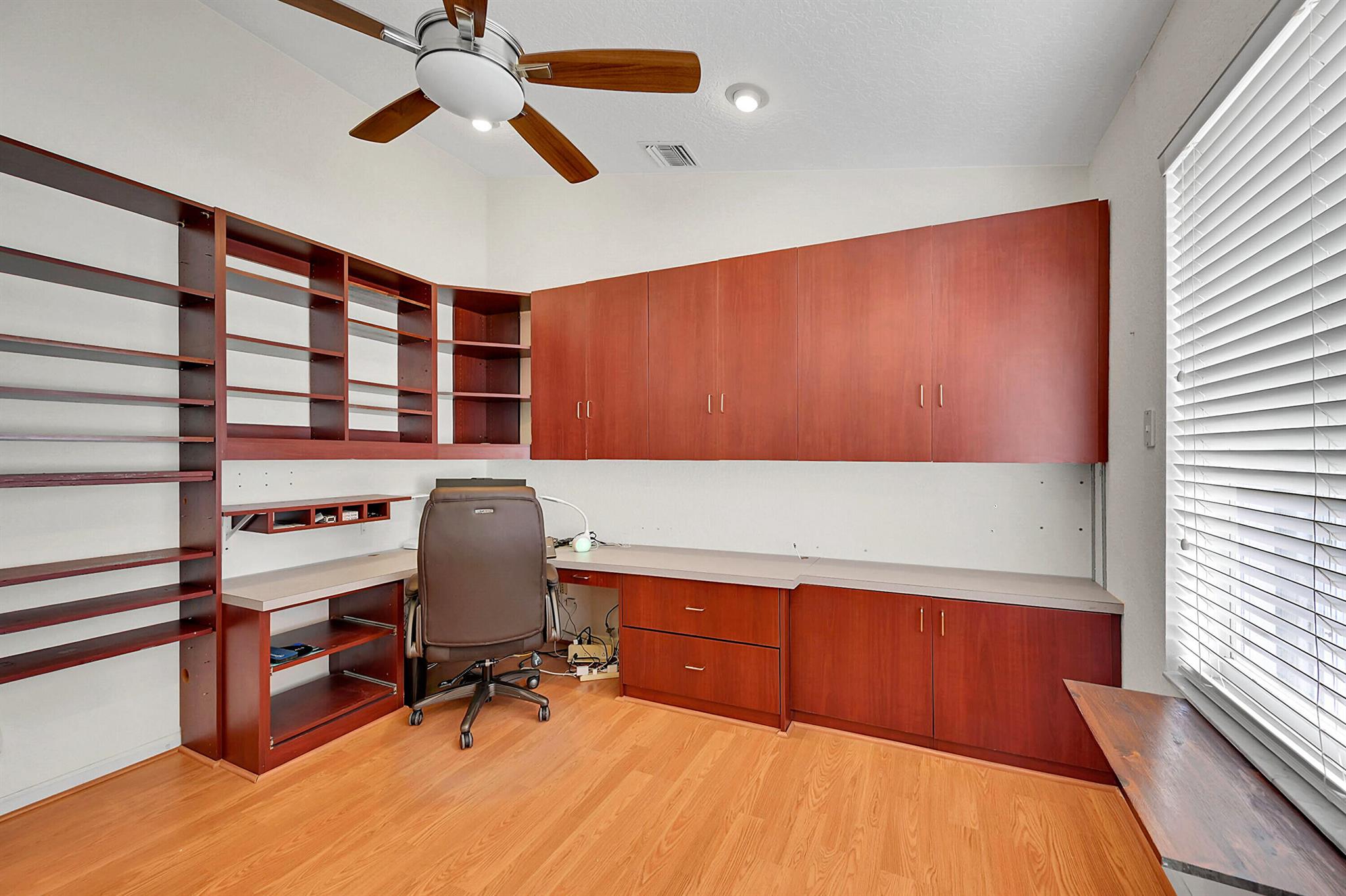 GROVE ISLE - Residential