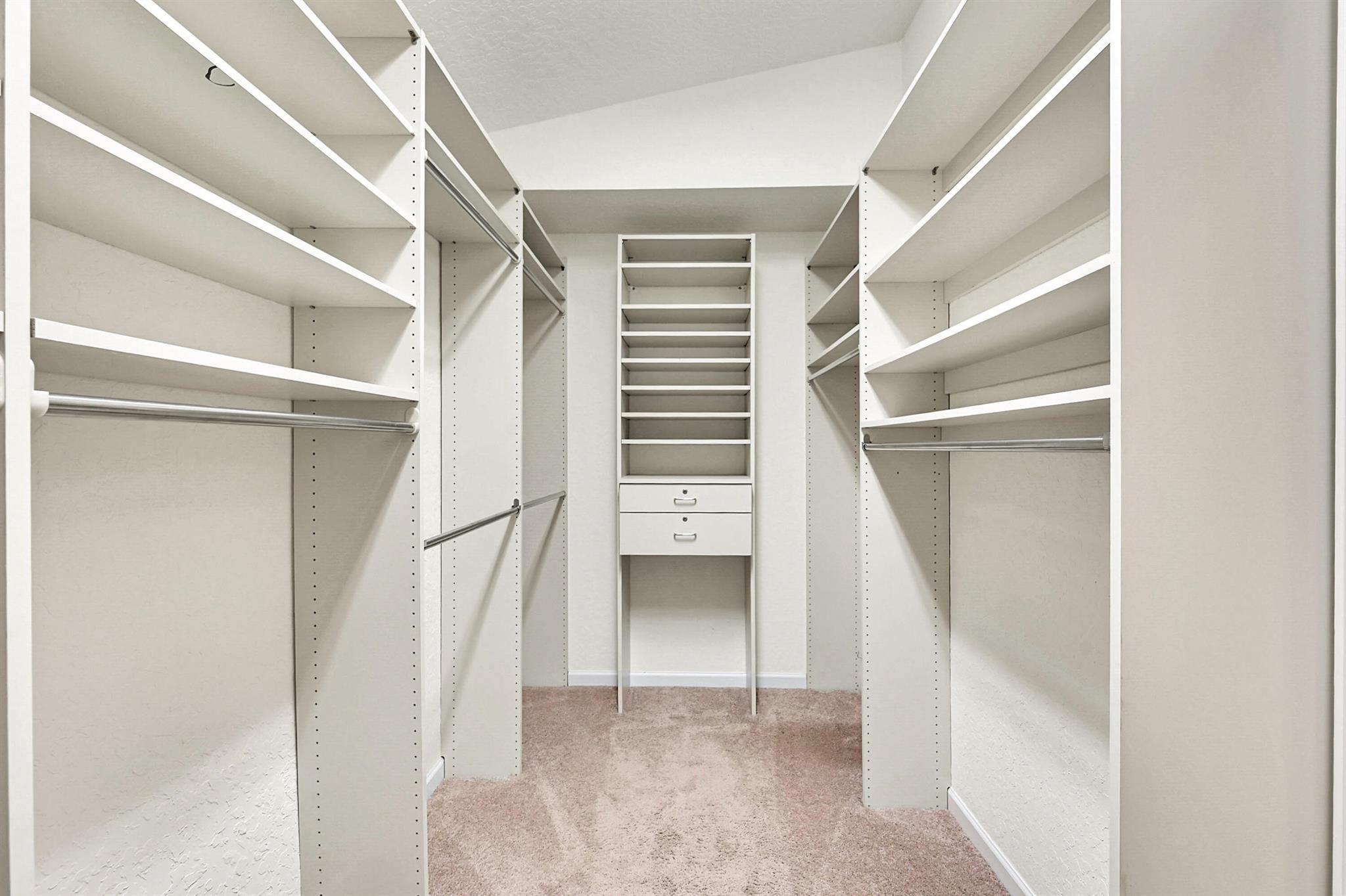 GROVE ISLE - Residential