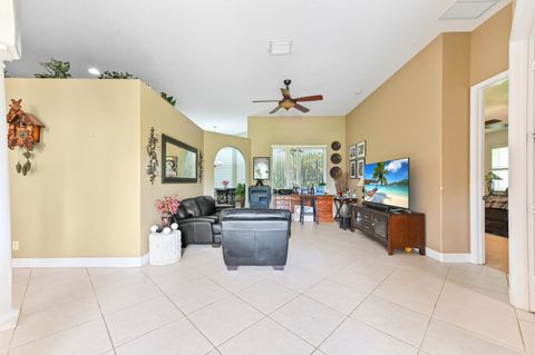 A home in Loxahatchee