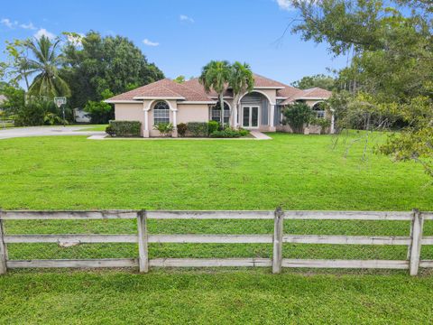 A home in Loxahatchee