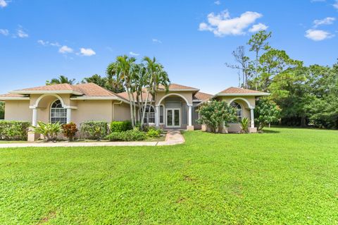 A home in Loxahatchee