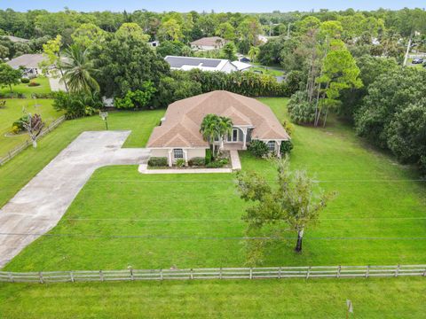 A home in Loxahatchee