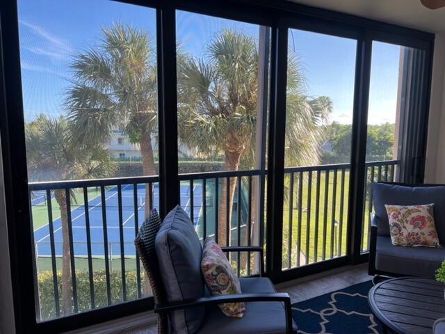 JUPITER BAY EAST CONDO - Residential Lease