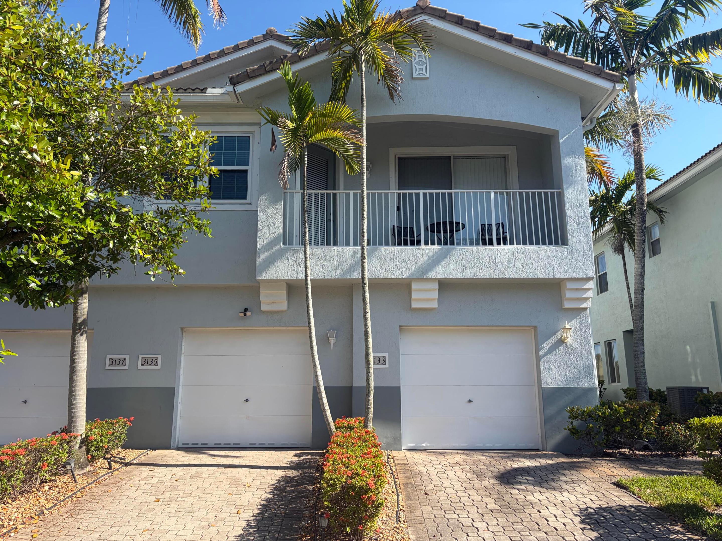 3133 Laurel Ridge Circle