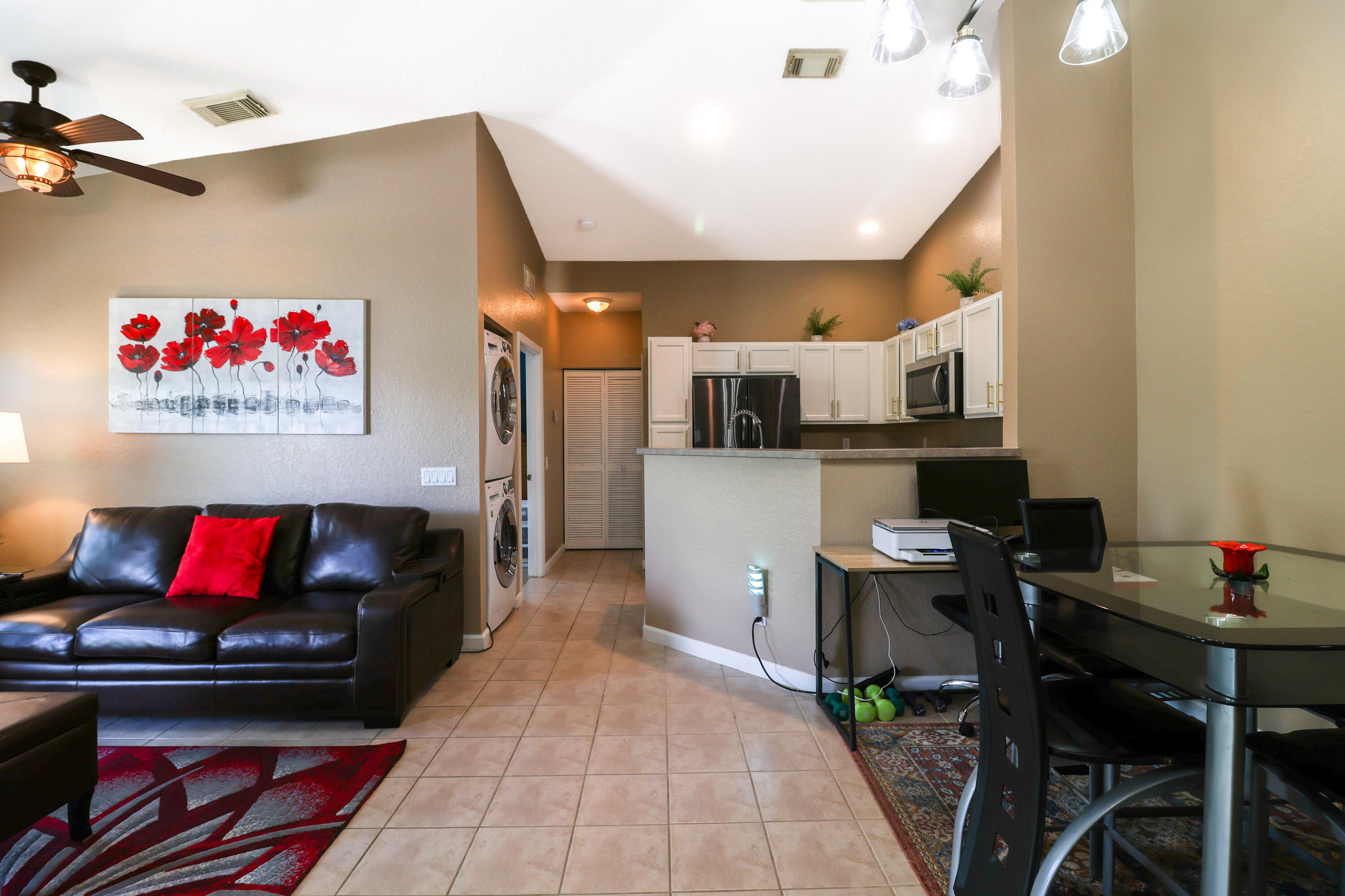 3133 Laurel Ridge Circle