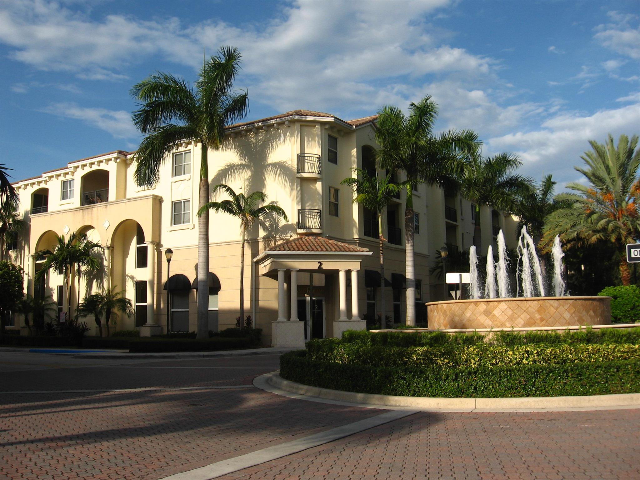 SAN RAPHAEL - Residential Lease