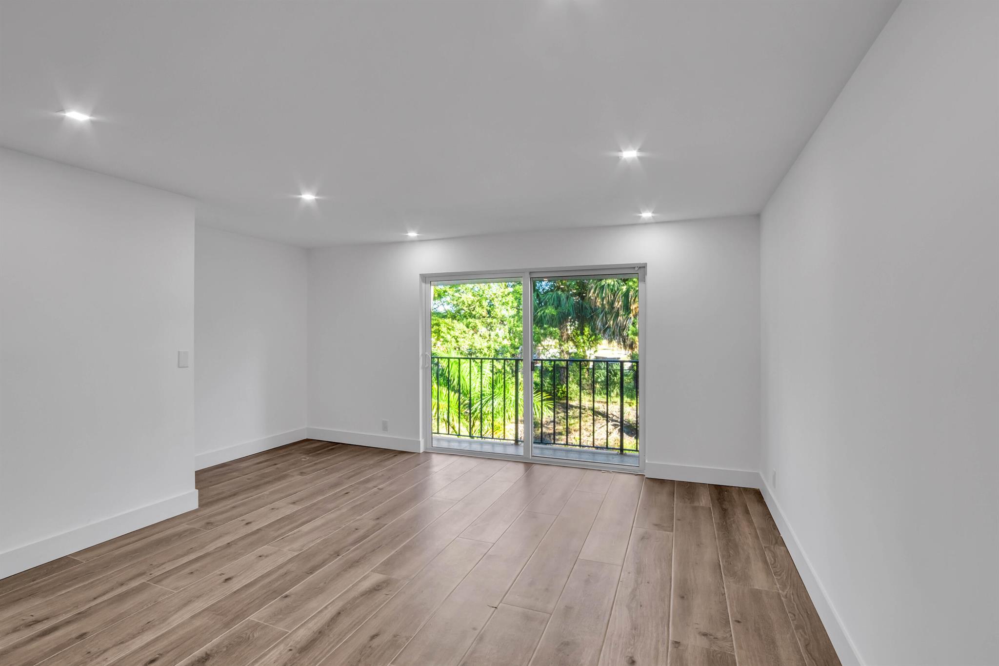 SABAL PINE EAST CONDO - Residential