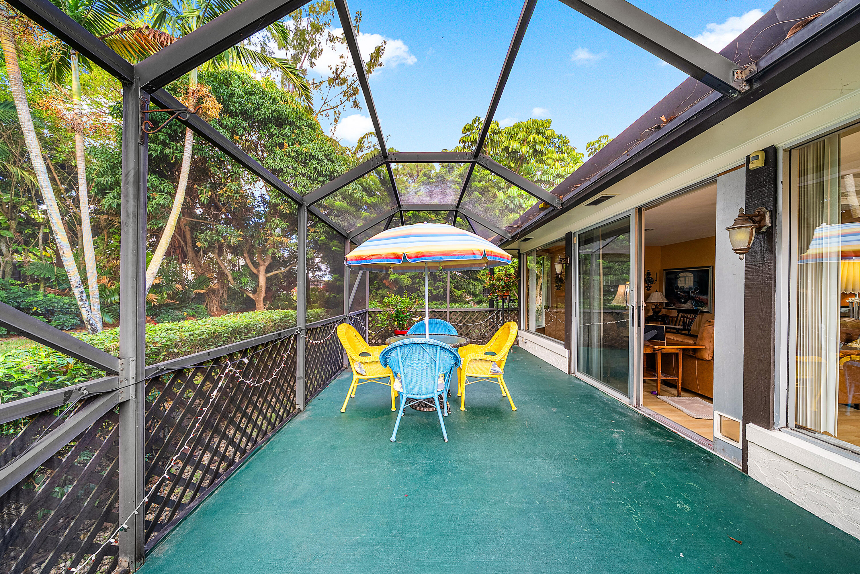 PINE VILLAS 10 - Residential