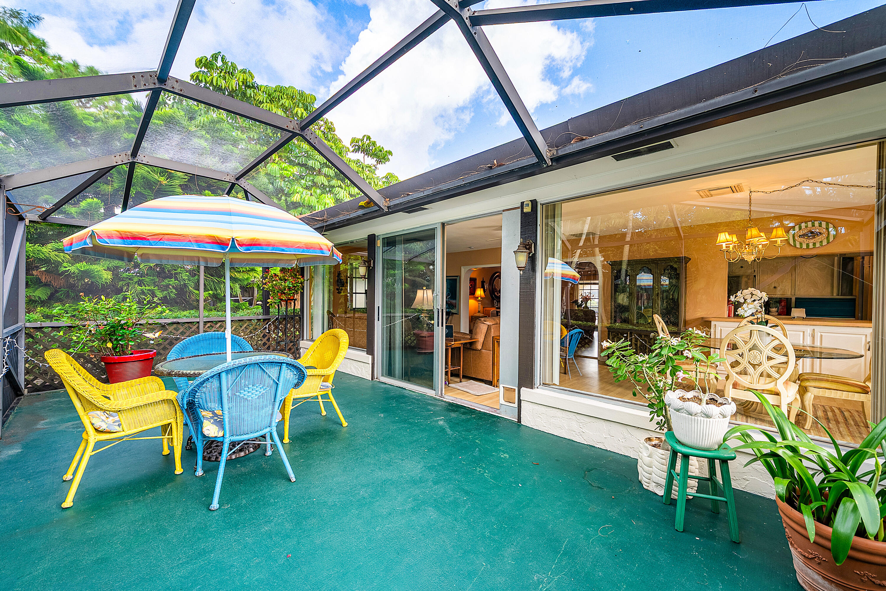 PINE VILLAS 10 - Residential