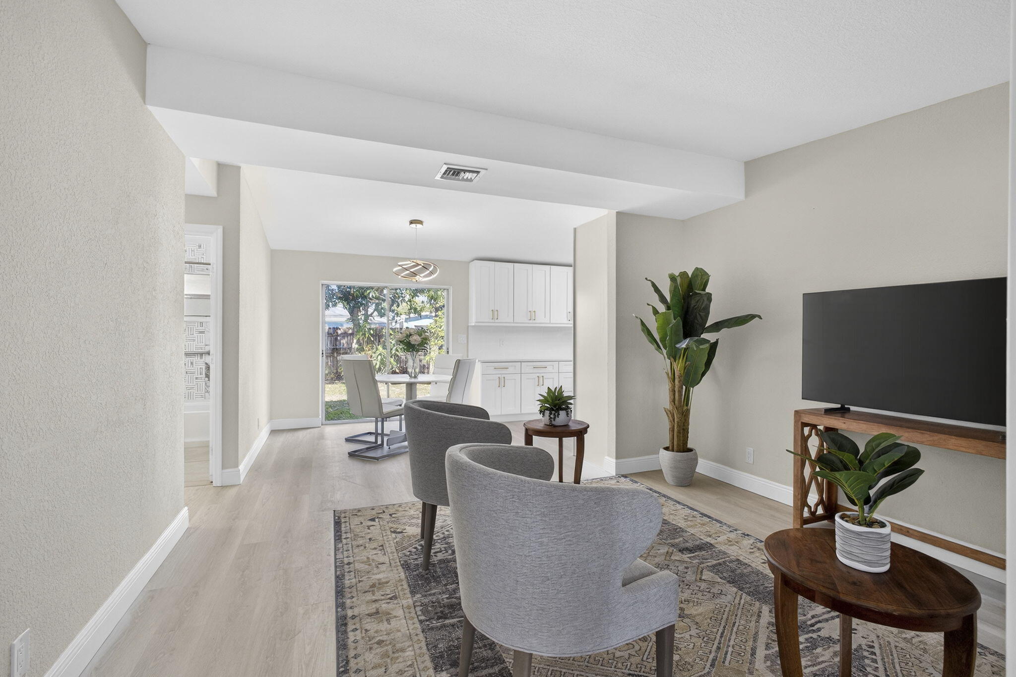 FOREST HILL VILLAGE 4 - Residential