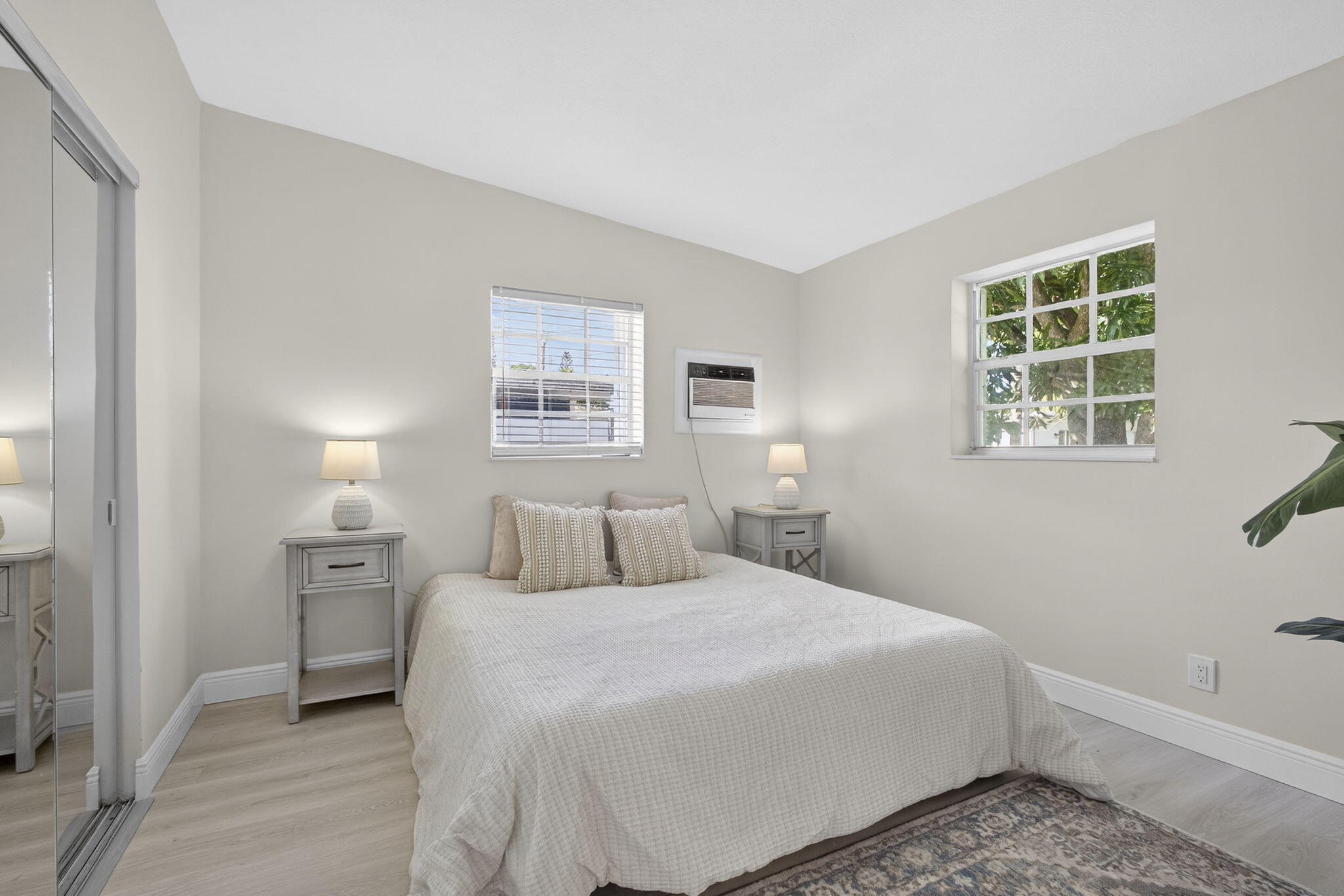 FOREST HILL VILLAGE 4 - Residential