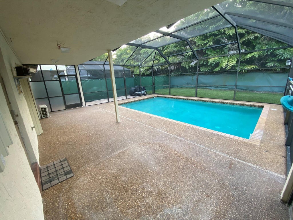 Photo of 3160 NW 116th Avenue, Coral Springs, FL 33065 (MLS # F10534382)